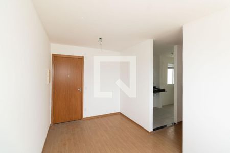 Sala de apartamento para alugar com 2 quartos, 45m² em Guaratiba, Rio de Janeiro