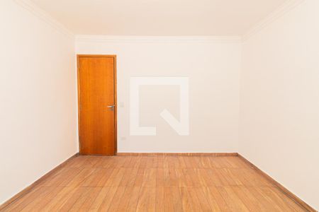 Quarto 2 de casa para alugar com 2 quartos, 75m² em Vila Leonor, São Paulo