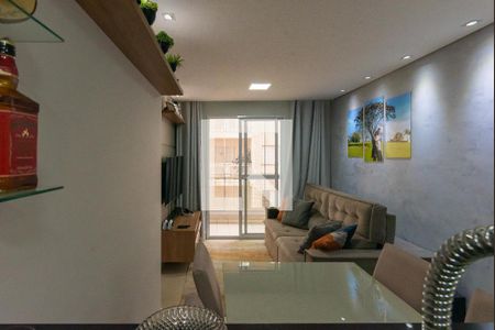 Sala de apartamento à venda com 2 quartos, 51m² em Jardim das Bandeiras, Campinas