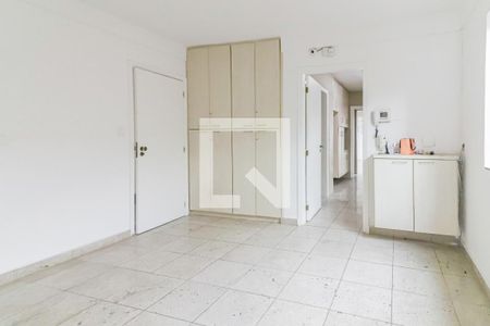 Casa à venda com 477m², 5 quartos e 6 vagas Casa à venda com 477m², 5 quartos e 6 vagasCozinha