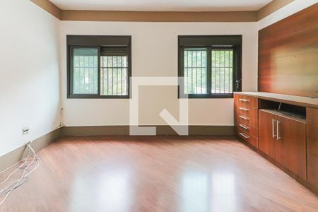 Casa à venda com 477m², 5 quartos e 6 vagas Casa à venda com 477m², 5 quartos e 6 vagasSuite 4