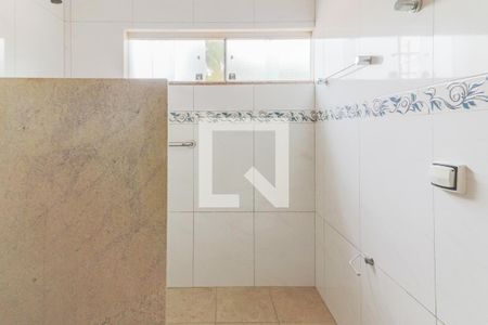 Casa à venda com 477m², 5 quartos e 6 vagas Casa à venda com 477m², 5 quartos e 6 vagasSuite 2