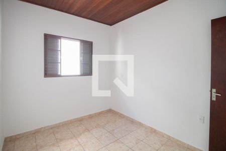 Quarto 2 de casa para alugar com 3 quartos, 100m² em Vila Nivi, São Paulo