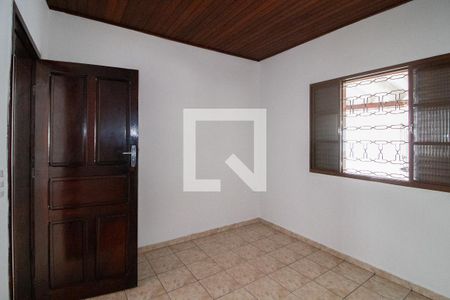 Quarto 1 de casa para alugar com 3 quartos, 100m² em Vila Nivi, São Paulo