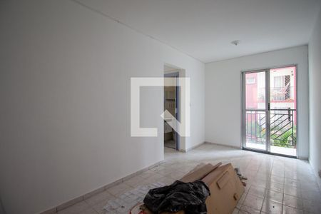 Sala de apartamento para alugar com 2 quartos, 48m² em Vila Carmosina, São Paulo