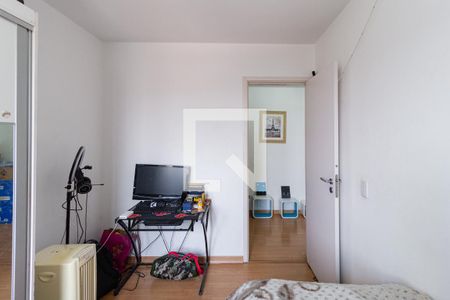 Quarto de apartamento para alugar com 2 quartos, 57m² em Santo Antônio, Osasco