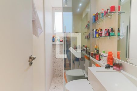 Banheiro de apartamento para alugar com 2 quartos, 42m² em Jardim Gilda Maria, São Paulo