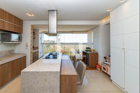 Cozinha de apartamento à venda com 3 quartos, 86m² em Vila da Serra, Nova Lima