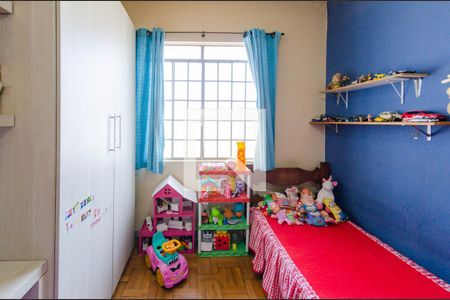 Quarto 1 de casa à venda com 3 quartos, 418m² em Calafate, Belo Horizonte