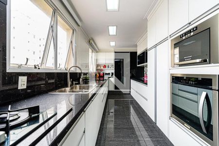 Apartamento à venda com 4 quartos, 202m² em Vila Mascote, São Paulo