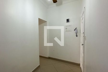 Sala/Entrada de kitnet/studio à venda com 1 quarto, 40m² em Copacabana, Rio de Janeiro