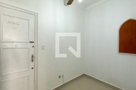 Sala/Entrada de kitnet/studio à venda com 1 quarto, 40m² em Copacabana, Rio de Janeiro