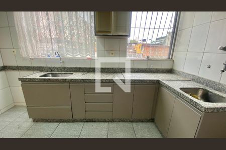 Cozinha de apartamento à venda com 2 quartos, 65m² em Padre Eustáquio, Belo Horizonte