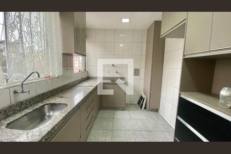 Cozinha de apartamento à venda com 2 quartos, 65m² em Padre Eustáquio, Belo Horizonte