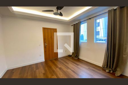 Sala de apartamento à venda com 2 quartos, 65m² em Padre Eustáquio, Belo Horizonte