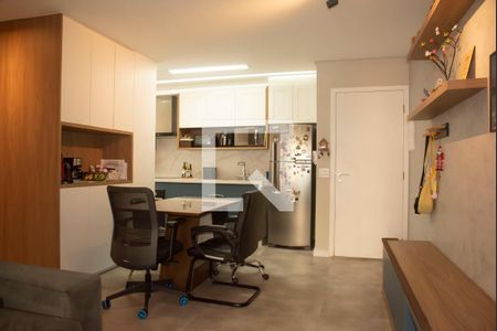 Apartamento para alugar com 65m², 2 quartos e 1 vagaSala