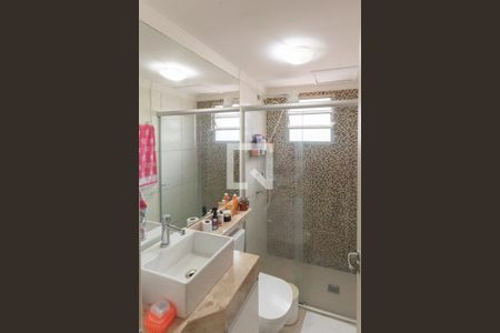 Banheiro de apartamento à venda com 2 quartos, 47m² em Jardim Márcia, Campinas