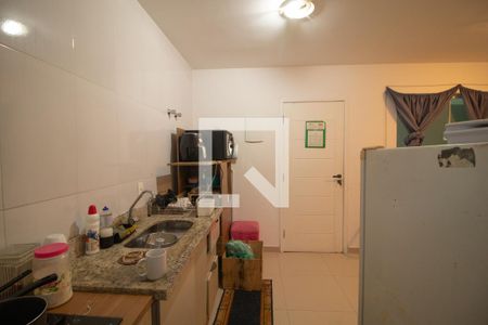 Sala e Cozinha  de kitnet/studio à venda com 1 quarto, 39m² em Vila Nivi, São Paulo