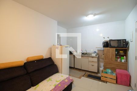 Sala e Cozinha  de kitnet/studio à venda com 1 quarto, 39m² em Vila Nivi, São Paulo