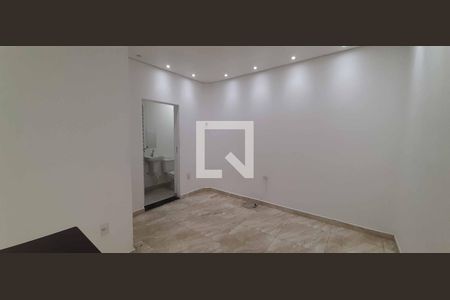 Sala/Suíte de casa para alugar com 1 quarto, 35m² em Santa Maria, Osasco