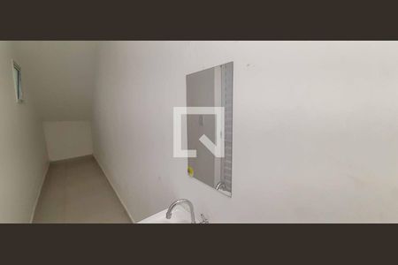 Banheiro de casa para alugar com 1 quarto, 35m² em Santa Maria, Osasco