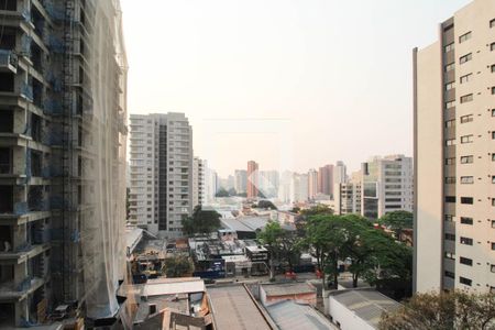 Vista de kitnet/studio para alugar com 1 quarto, 25m² em Indianópolis, São Paulo