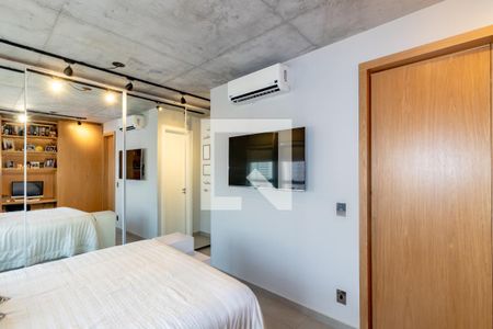 Quarto de apartamento à venda com 1 quarto, 74m² em Vila Olímpia, São Paulo