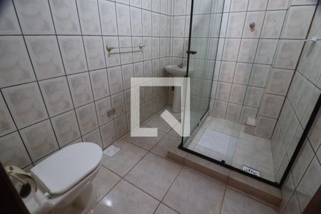 Banheiro de apartamento para alugar com 1 quarto, 50m² em Niterói, Canoas