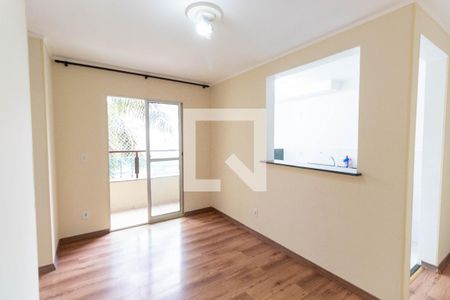 Sala de apartamento para alugar com 2 quartos, 45m² em Jardim Santa Teresinha, São Paulo