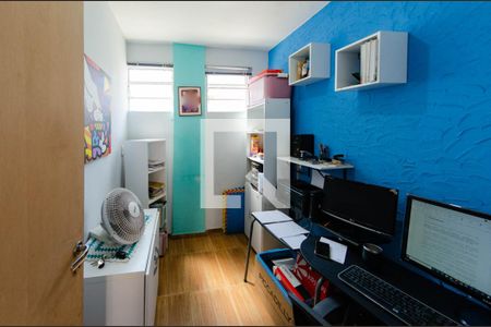 Quarto 1 de apartamento à venda com 3 quartos, 70m² em Califórnia, Belo Horizonte