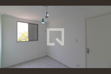 Quarto 2 de apartamento para alugar com 2 quartos, 54m² em Vila Silvia, São Paulo