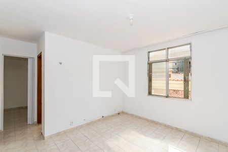 Sala de apartamento à venda com 2 quartos, 48m² em Olaria, Rio de Janeiro