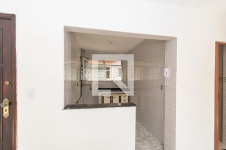 Sala de apartamento à venda com 2 quartos, 48m² em Olaria, Rio de Janeiro