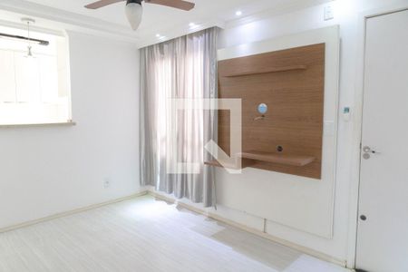 Sala de apartamento para alugar com 2 quartos, 47m² em Vila Alzira, Guarulhos