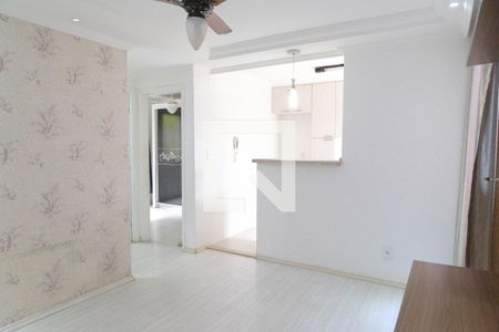 Sala de apartamento para alugar com 2 quartos, 47m² em Vila Alzira, Guarulhos