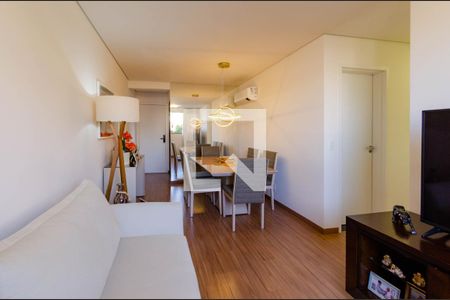 Sala de apartamento para alugar com 3 quartos, 70m² em Caiçara-adelaide, Belo Horizonte