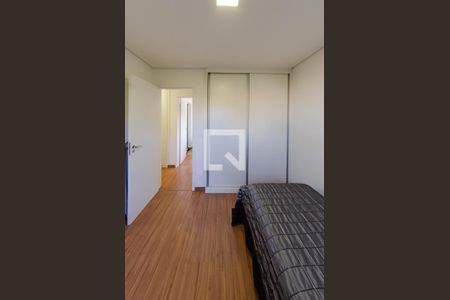 Quarto 1 de apartamento para alugar com 3 quartos, 70m² em Caiçara-adelaide, Belo Horizonte