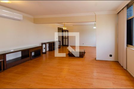 Sala de apartamento à venda com 4 quartos, 150m² em Lourdes, Belo Horizonte