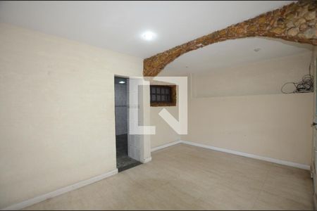 Sala de apartamento para alugar com 2 quartos, 69m² em Irajá, Rio de Janeiro