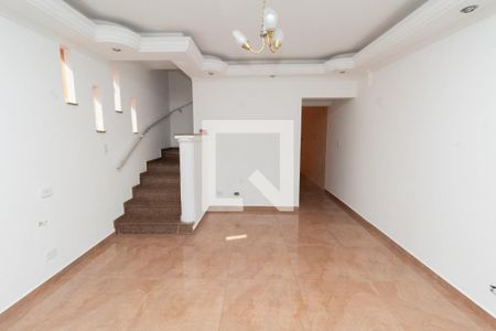 Casa à venda com 190m², 4 quartos e 2 vagasSala