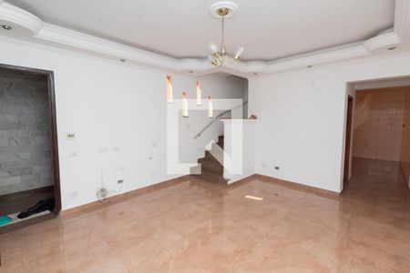 Casa à venda com 190m², 4 quartos e 2 vagasSala