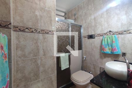 Apartamento à venda com 67m², 4 quartos e 1 vaga Apartamento à venda com 67m², 4 quartos e 1 vagaBanheiro Social