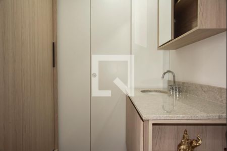 Banheiro de kitnet/studio para alugar com 1 quarto, 28m² em Vila Clementino, São Paulo