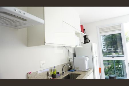 Cozinha de apartamento para alugar com 2 quartos, 81m² em Barra Olímpica, Rio de Janeiro