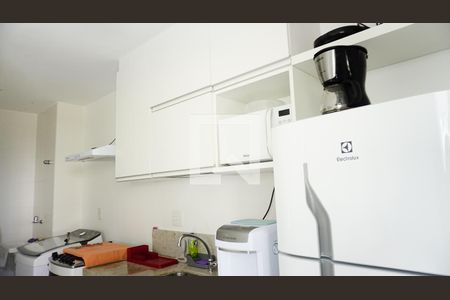 Cozinha de apartamento para alugar com 2 quartos, 81m² em Barra Olímpica, Rio de Janeiro