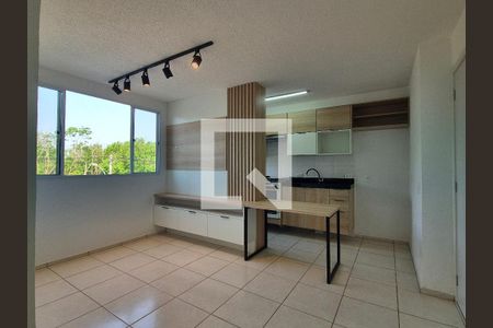 sala de apartamento para alugar com 2 quartos, 44m² em Vargem Grande, Rio de Janeiro