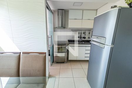 Cozinha de apartamento para alugar com 3 quartos, 70m² em Serrano, Belo Horizonte