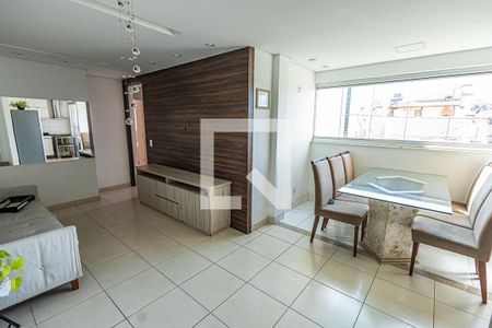 Sala de apartamento à venda com 3 quartos, 70m² em Serrano, Belo Horizonte