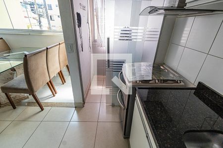 Cozinha de apartamento para alugar com 3 quartos, 70m² em Serrano, Belo Horizonte