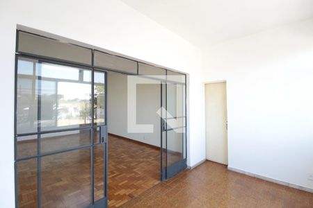 Sala e Quarto de kitnet/studio para alugar com 1 quarto, 60m² em Nova Cachoeirinha, Belo Horizonte